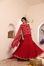 Load image into Gallery viewer, CRUSHED INNER WITH CAPE