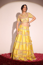 Load image into Gallery viewer, Geometric