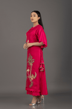 Load image into Gallery viewer, FLAMINGO IRA DORI - The Pink Gota