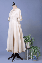 Load image into Gallery viewer, IVORY COLLAR - The Pink Gota