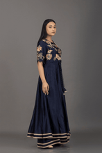 Load image into Gallery viewer, FLOWER JAAL ANARKALI - The Pink Gota