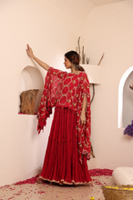 Load image into Gallery viewer, CRUSHED INNER WITH CAPE
