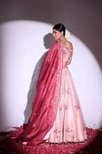 Load image into Gallery viewer, RUSHING LEHANGA
