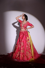 Load image into Gallery viewer, FOIL PRINT BIRD
