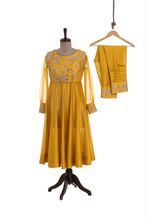 Load image into Gallery viewer, SHORT LENGTH ANARKALI - The Pink Gota 
